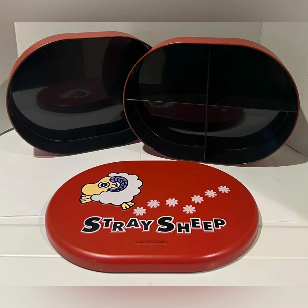 Stray Sheep Poe Fuji Television Robot Bento Jewelry Storage Container & 4 Plates